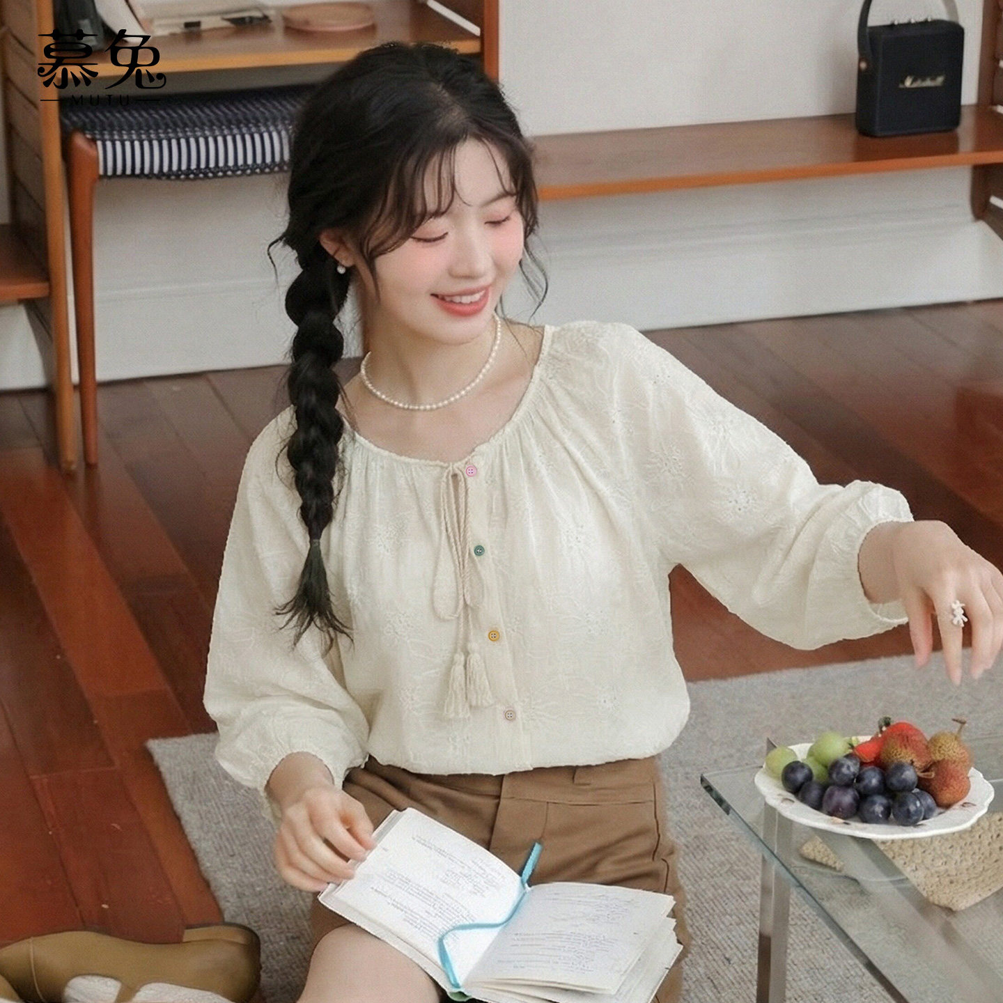 慕兔复古高级感刺绣圆领衬衫女2026春季新款小个子设计感小众上衣,淘宝优惠券,粉丝福利购,淘宝优惠卷
