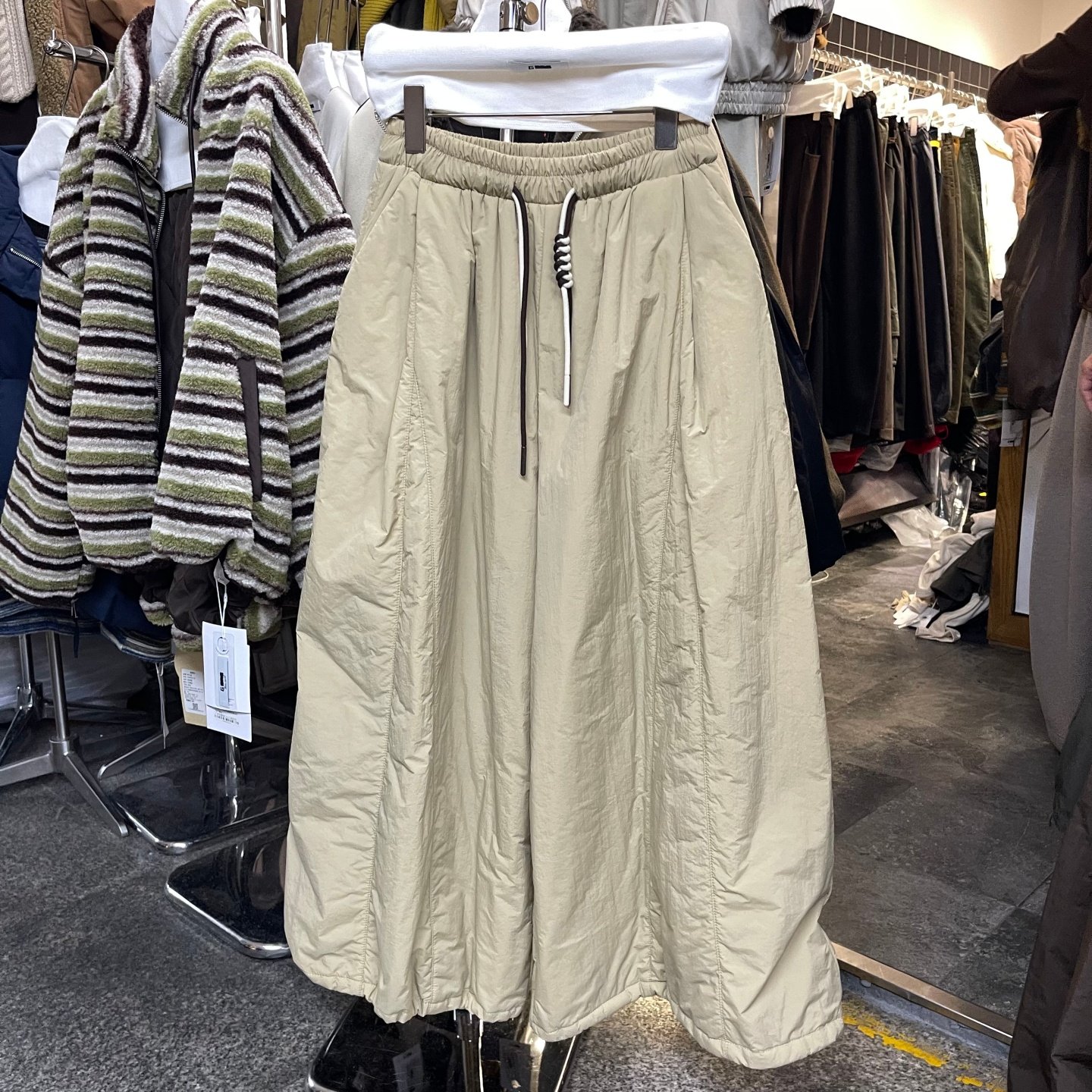 2025冬季韩版宽松大码胖mm慵懒风休闲百搭高腰抽绳加棉阔腿棉裤女,淘宝优惠券,粉丝福利购,淘宝优惠卷