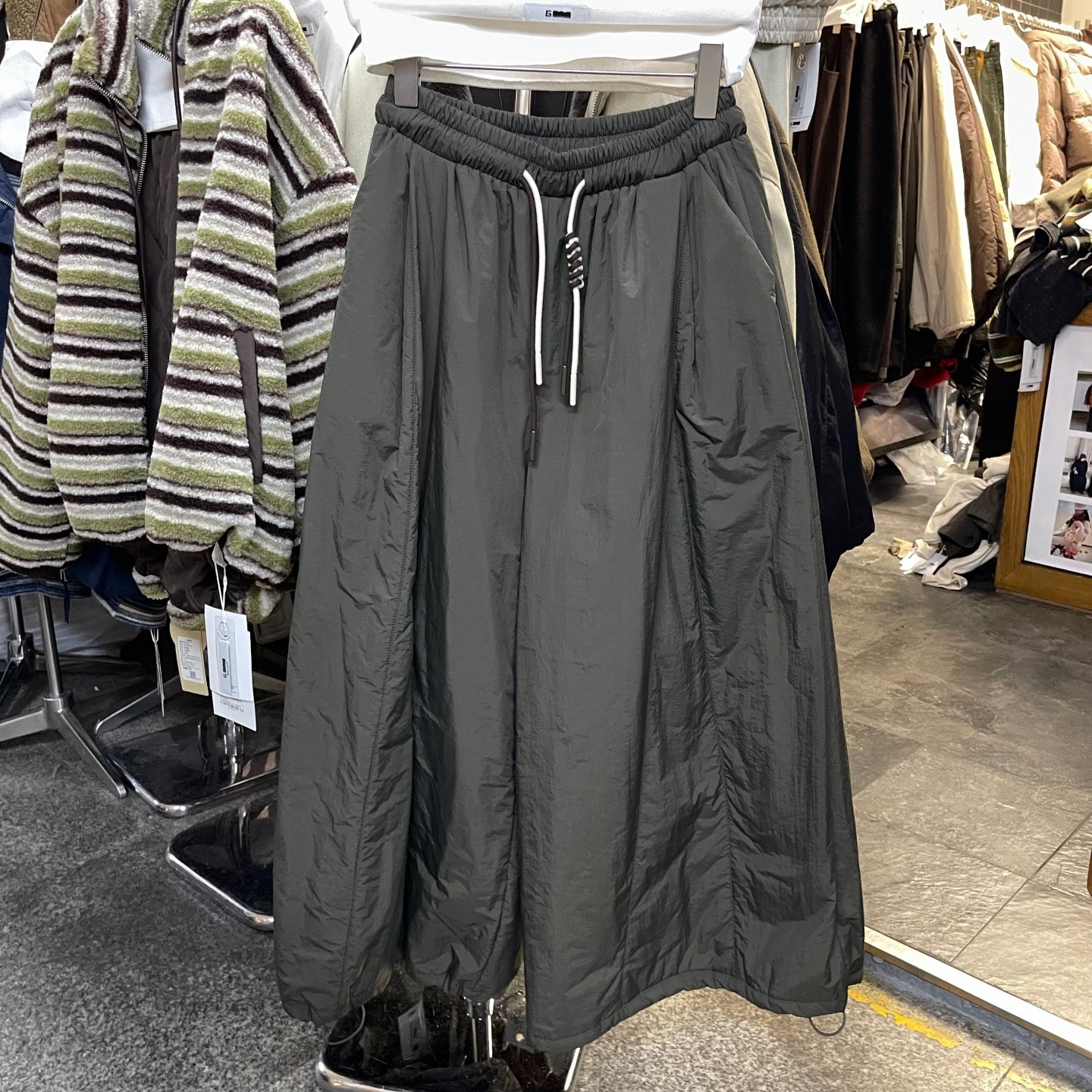 2025冬季韩版宽松大码胖mm慵懒风休闲百搭高腰抽绳加棉阔腿棉裤女,淘宝优惠券,粉丝福利购,淘宝优惠卷