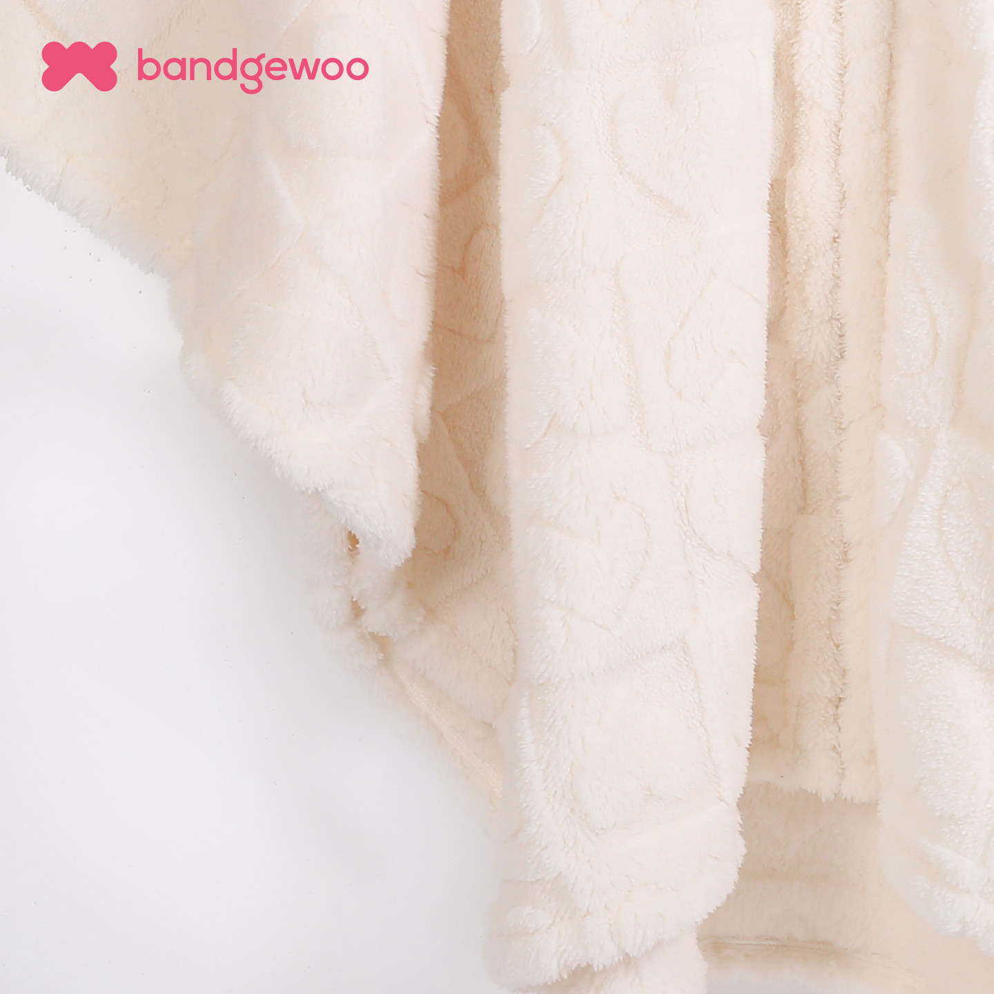 阪织屋宽松毛绒披肩甜美爱心肌理舒棉绒软糯舒适披风式连帽睡袍,淘宝优惠券,粉丝福利购,淘宝优惠卷