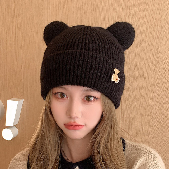 Shopping sweet and cute beanie hat for women in autumn and winter plus fleece