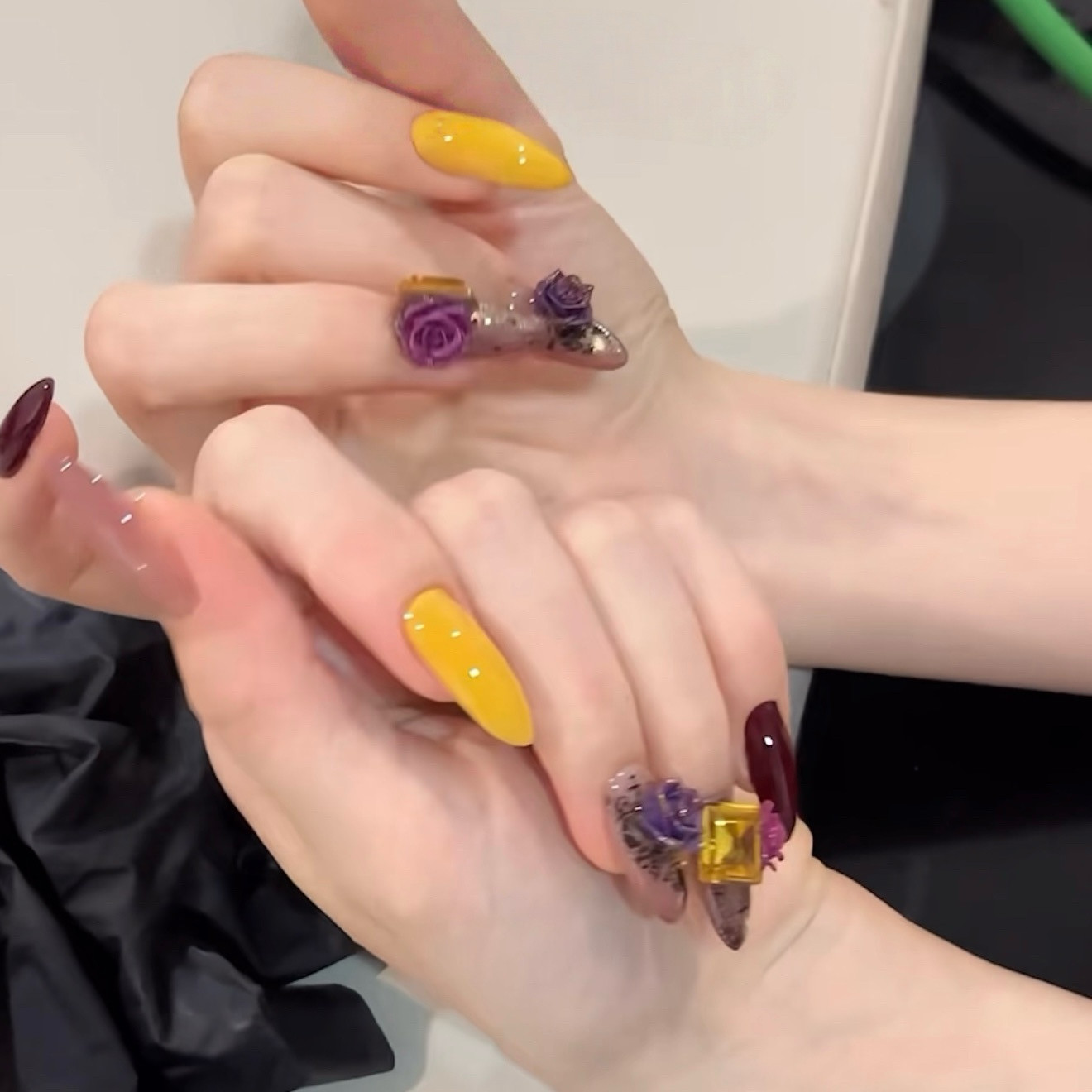 【蕊姬夫人】纯手工穿戴甲古早风美甲富婆显白气质氛围感复古美甲,淘宝优惠券,粉丝福利购,淘宝优惠卷