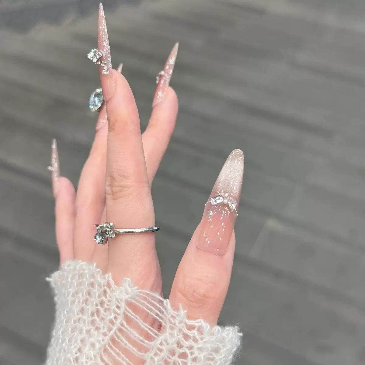 【冰莓式】手工穿戴甲法式粉色猫眼细闪亮片氛围感爆闪显白美甲贴,淘宝优惠券,粉丝福利购,淘宝优惠卷