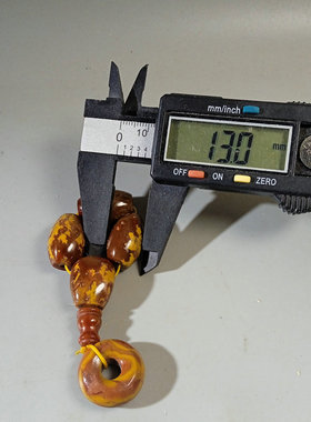 正宗宣化战国红玛瑙纯天然文玩配饰三通佛头 无裂无纹 有草花矿点