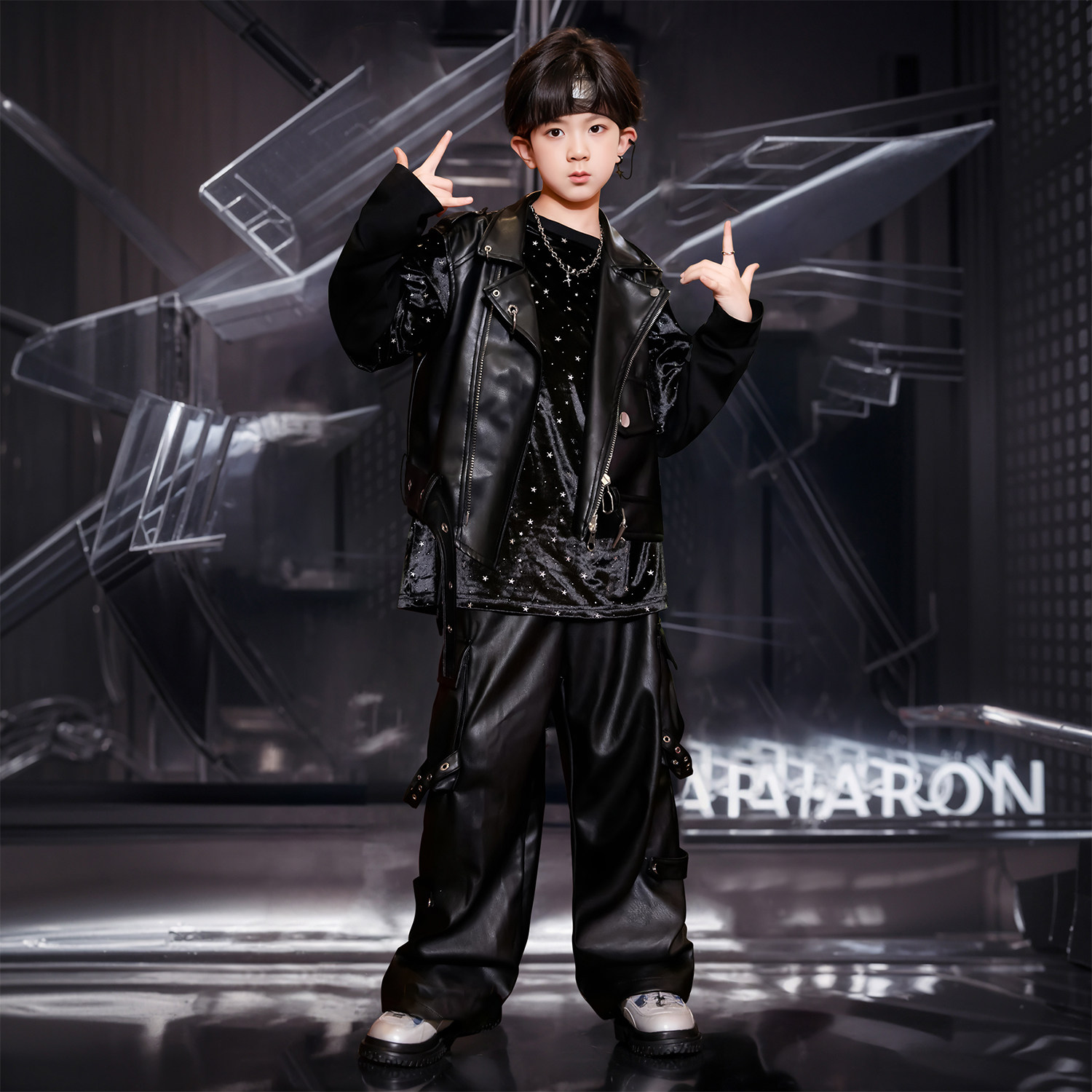 架子鼓演出服男童酷炫街舞儿童潮服新款爵士舞女童嘻哈风皮衣外套,淘宝优惠券,粉丝福利购,淘宝优惠卷