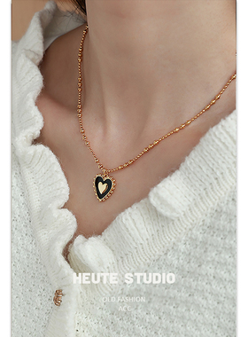 爱心双面两戴滴油项链复古轻奢