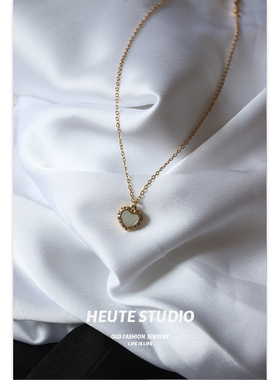 f啊是复古宫廷风纹理爱心i项链