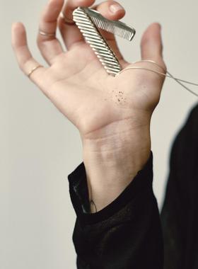 ABOABxdontouch复古梳子毛衣链