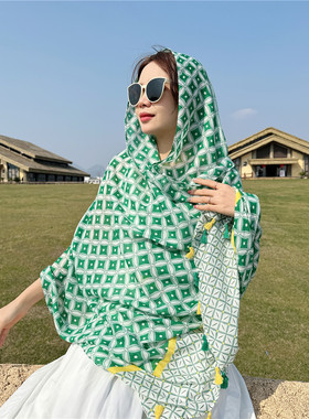 小清新绿色丝巾女夏季旅游披肩