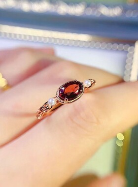 新款天然石榴石戒指925银镶嵌女时尚轻奢饰品送女友新年礼物