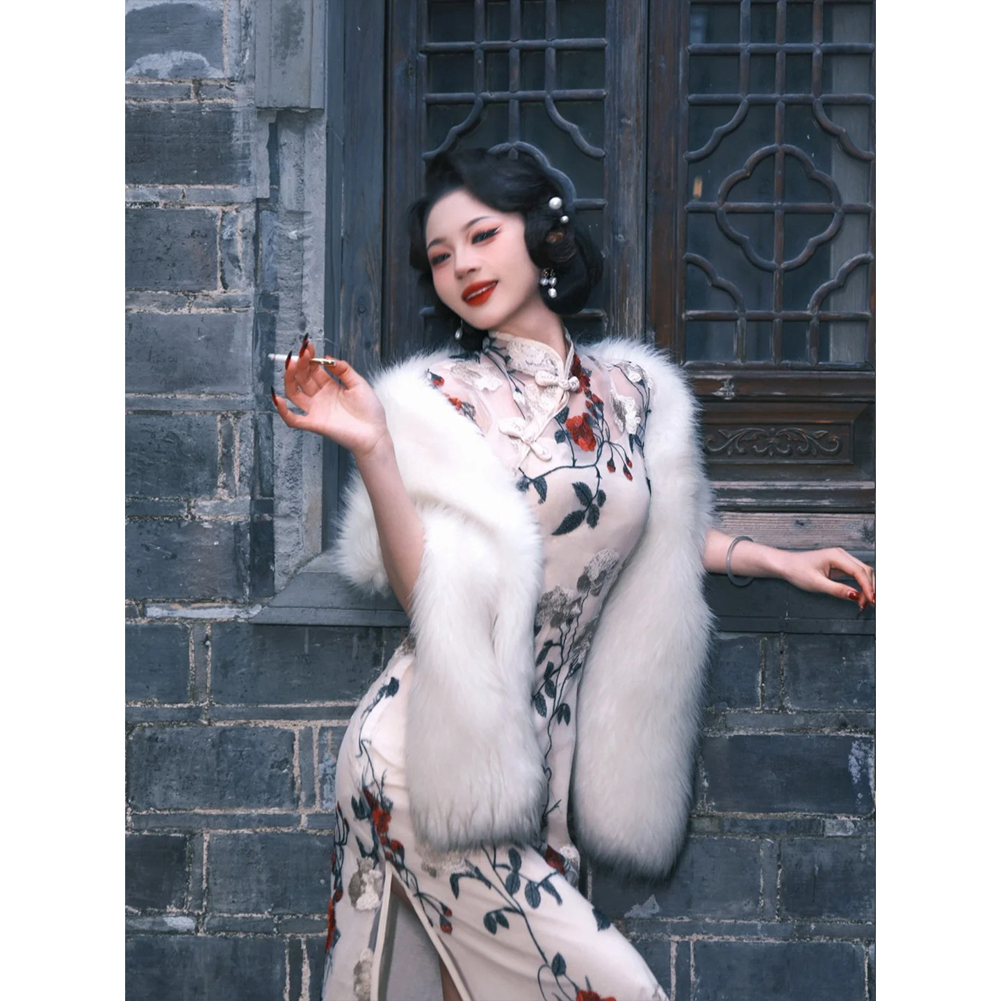 婚纱礼服女毛绒披肩婚礼新娘旗袍结婚白色老上海拍照道具毛毛外搭,淘宝优惠券,粉丝福利购,淘宝优惠卷