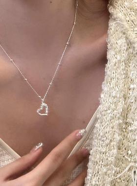 个性设计感藤蔓爱心项链女小众百搭简约心形吊坠锁骨链送女友代发