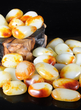 新疆和田玉手链籽料黄沁籽料原石