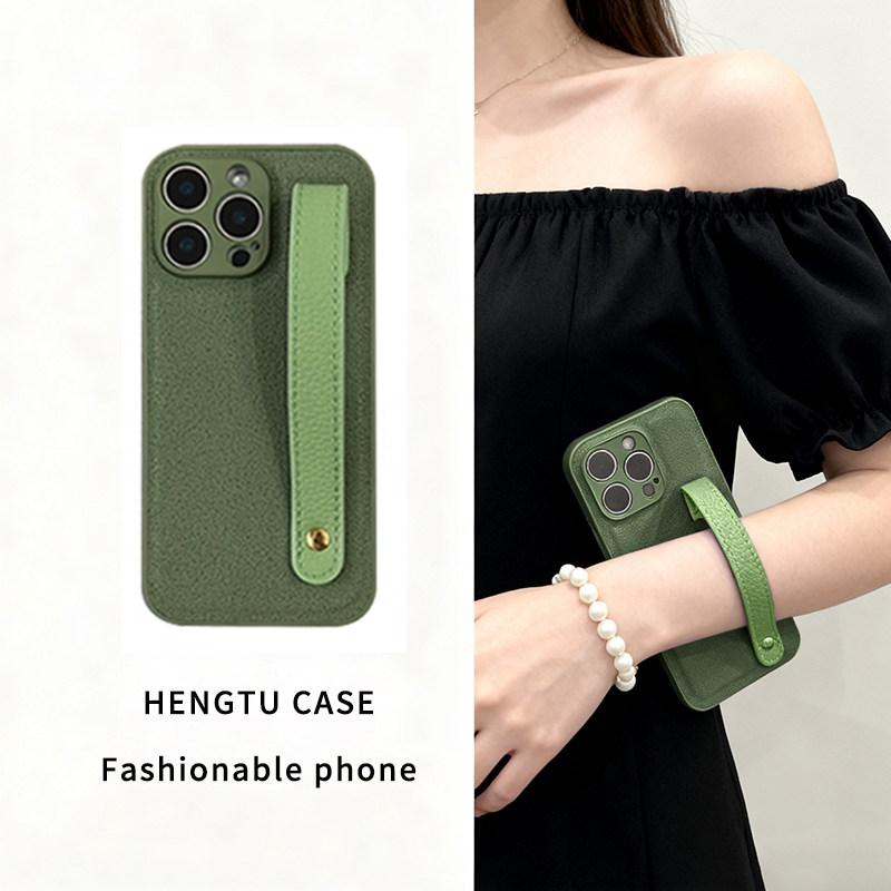 红色皮纹腕带适用苹果16promax手机壳新款高级感15创意简约14皮质13秋冬防摔iphone16pro小众女保护套外壳软,淘宝优惠券,粉丝福利购,淘宝优惠卷