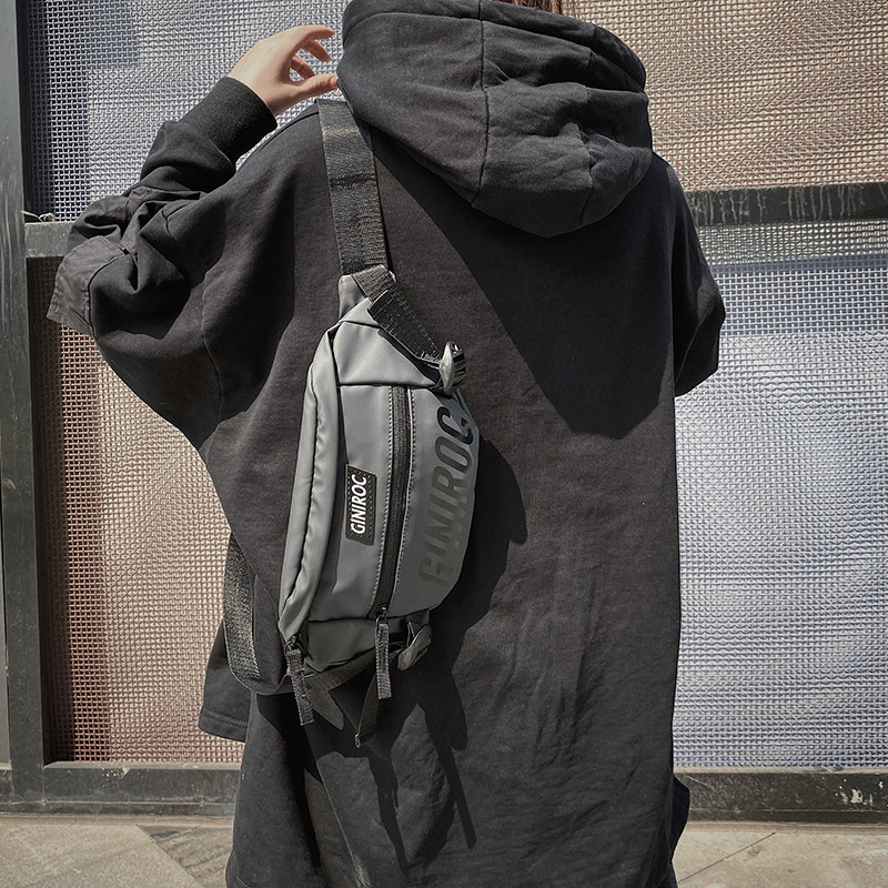 潮牌ins运动小背包女男士斜挎包 满江红箱包胸包