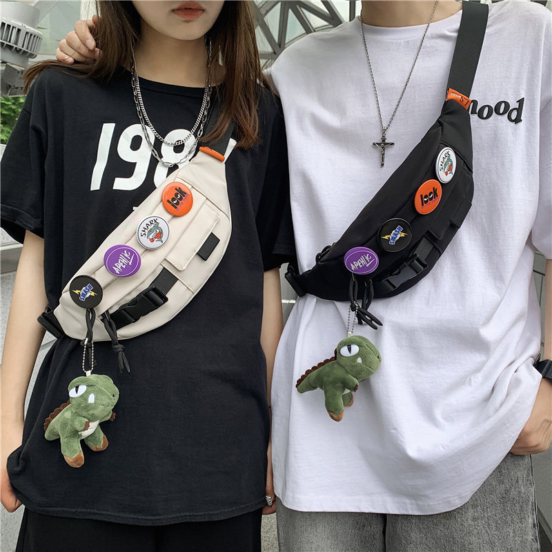 潮牌日系男士休闲小挎包斜跨女胸包 满江红箱包男士包袋