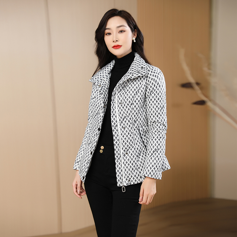 格子时尚高端羽绒服女短款高级感冬季新款收腰保暖白鸭绒外套6236,淘宝优惠券,粉丝福利购,淘宝优惠卷