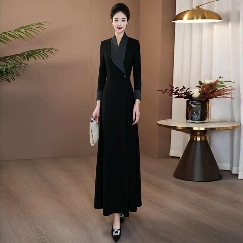 黑色长袖巨好看的早秋连衣裙2025新款今年流行爆款气质超长裙198