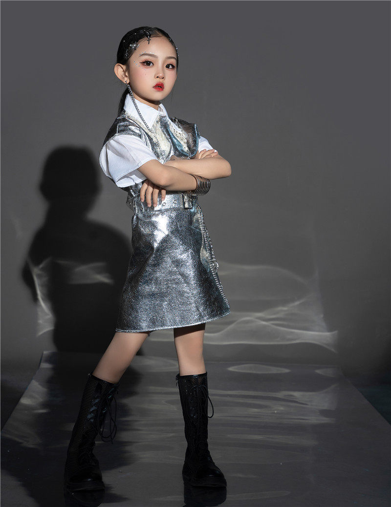 女童潮服儿童t台走秀模特大赛摇滚未来科技感礼服机能风模卡服装