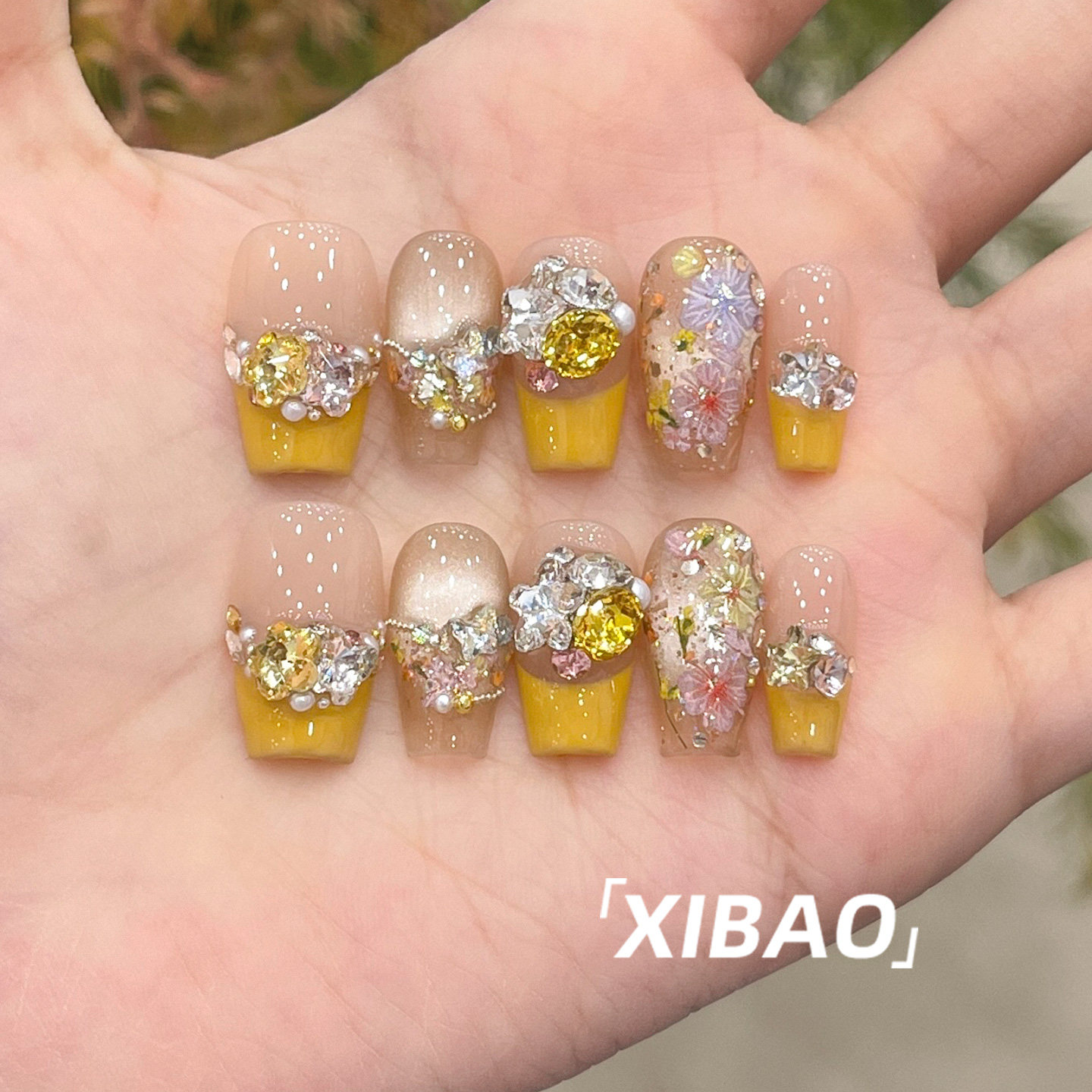 重工穿戴甲短款精致法式穿戴美甲2025新款高级感手工绝美指甲贴片,淘宝优惠券,粉丝福利购,淘宝优惠卷