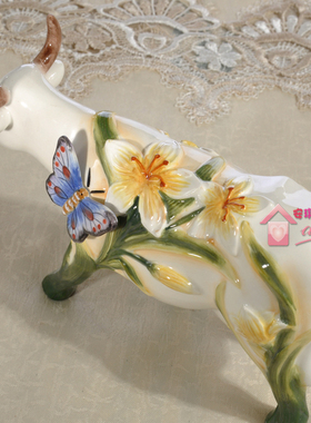 方亚美式风陶瓷生日摆件