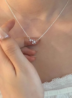 925镀银锆石小花项链女冷淡风设计感优雅锁骨链温柔颈链森系
