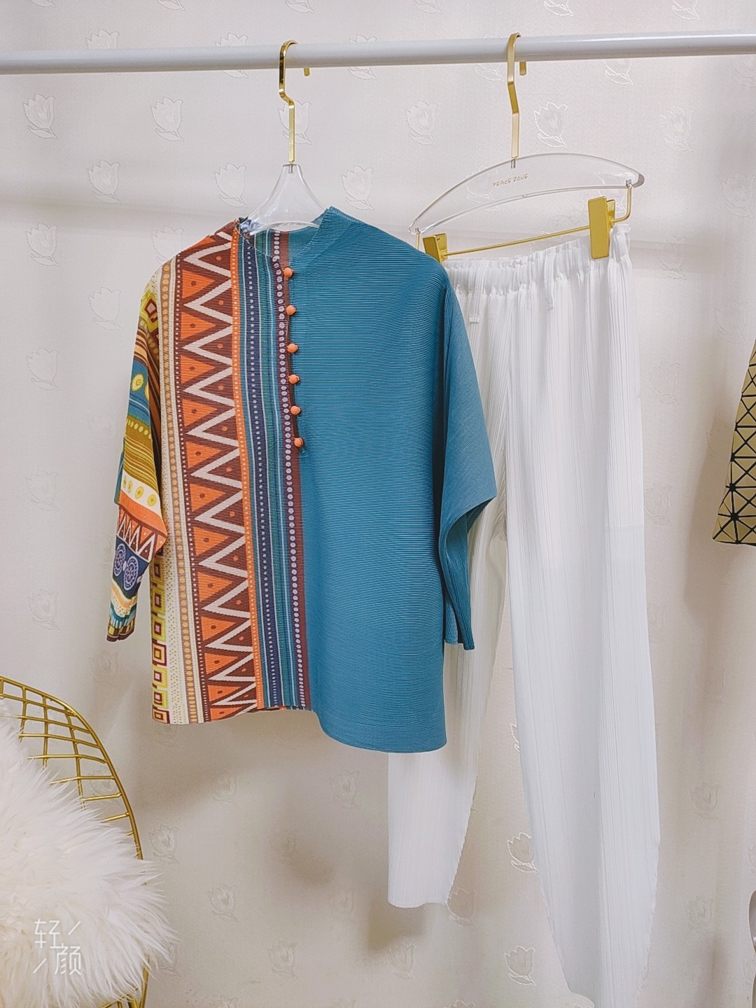 褶子一生家三宅褶皱新品2020年t恤 褶子一生  宸睿褶皱女装T恤