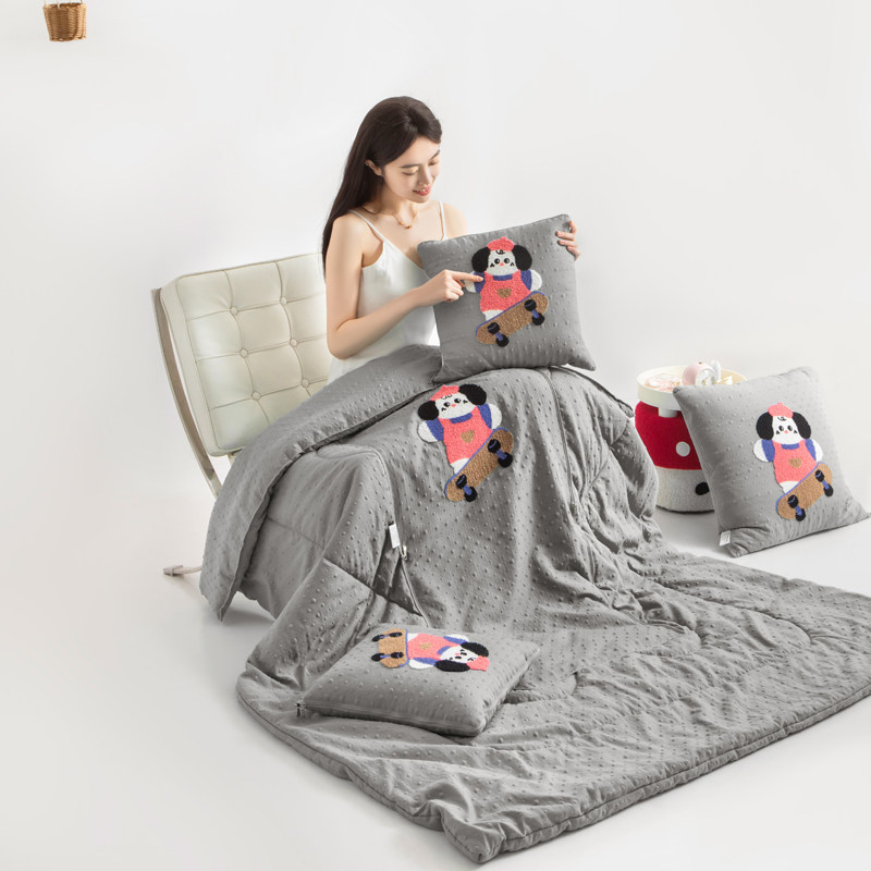 卡通抱枕被子两用二合一办公室午睡空调毯学生宿舍夏凉折叠豆豆被,淘宝优惠券,粉丝福利购,淘宝优惠卷
