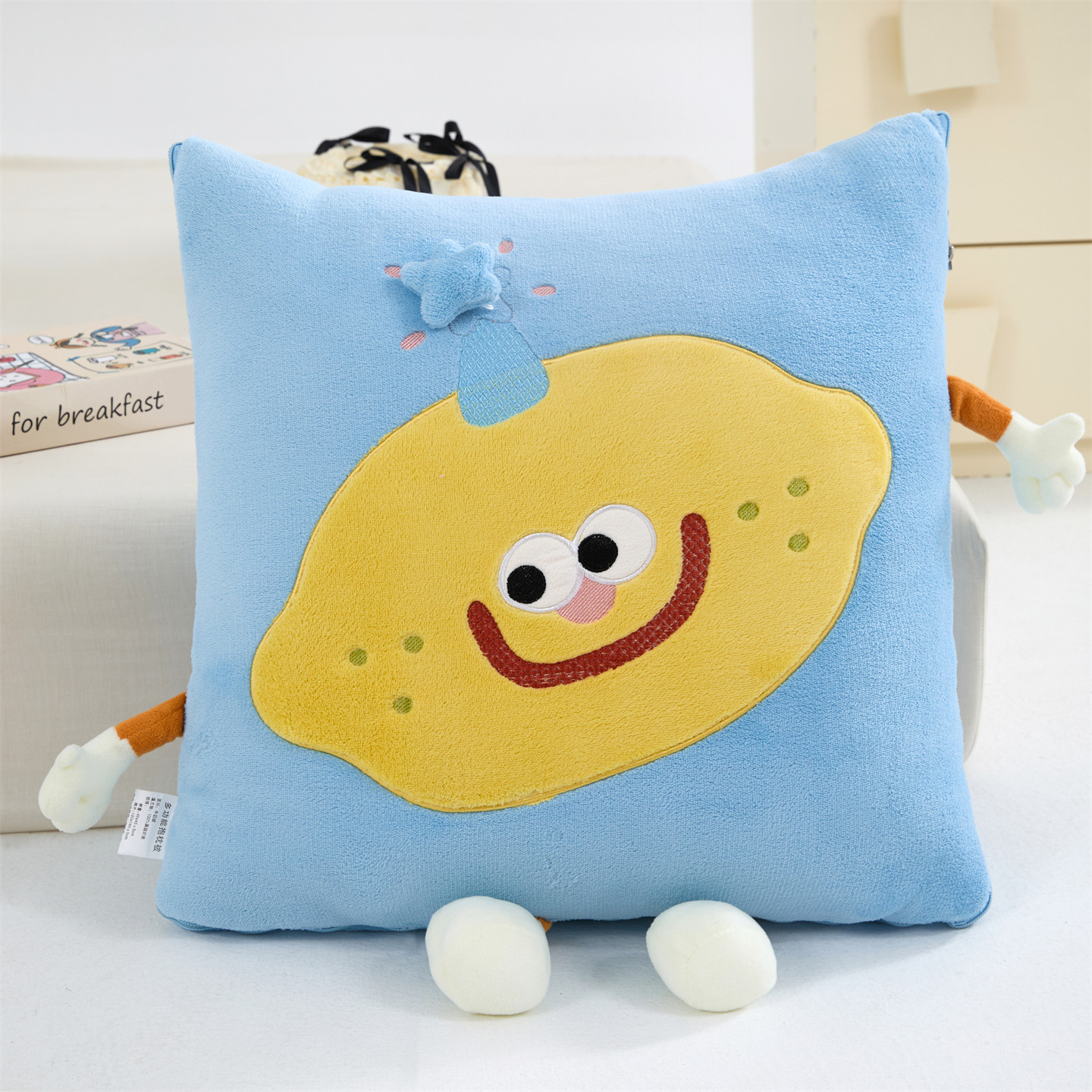 牛奶绒 抱枕被子两用沙发靠垫学生宿舍盖毯加厚办公室折叠枕头被,淘宝优惠券,粉丝福利购,淘宝优惠卷