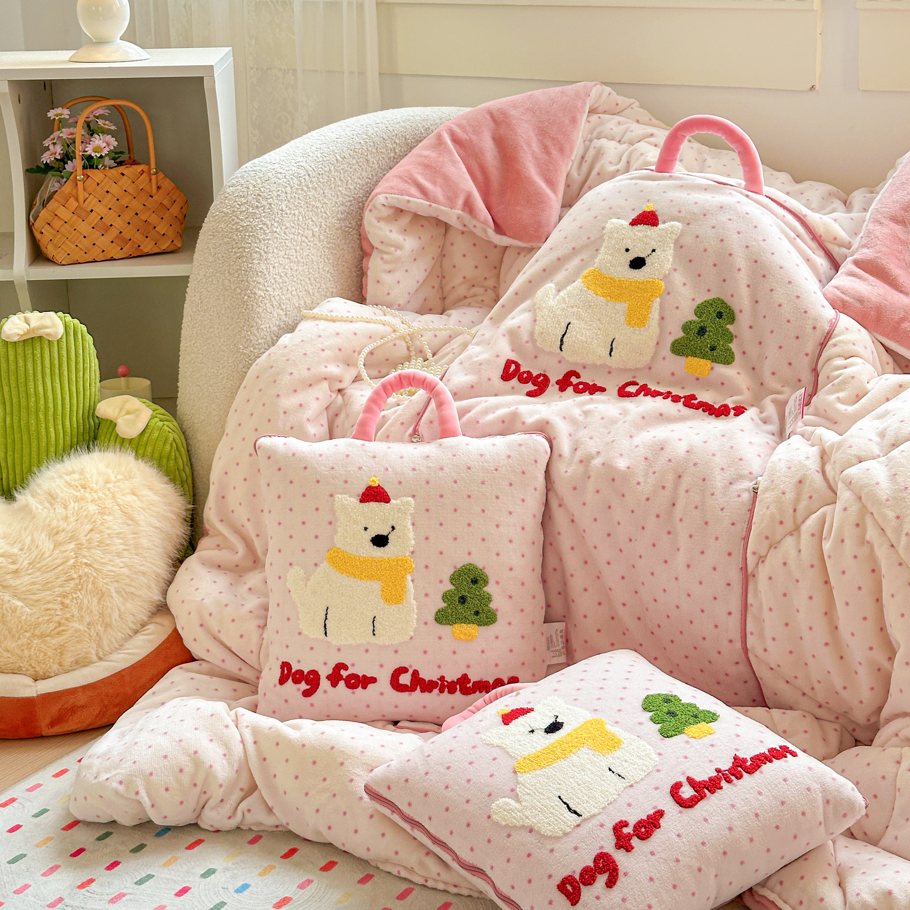 小狗抱枕被子两用多功能便携手提午睡二合一绒毯汽车靠垫枕头加厚,淘宝优惠券,粉丝福利购,淘宝优惠卷