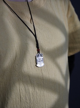 复古做旧饕餮纹路双面斧头吊坠国超上古神话神兽男款红珠吊绳项链