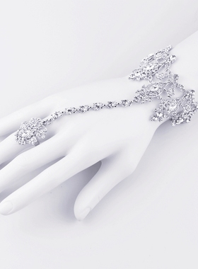 闪亮水钻精美手链连戒指一体链