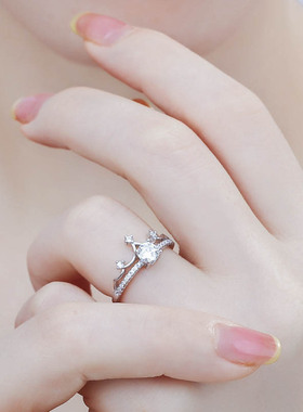 2026新款皇冠戒指女轻奢时尚高级感不掉色求婚钻戒送女友礼物指环