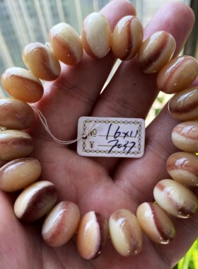 高密度骆驼骨未脱脂藏传老型桶珠