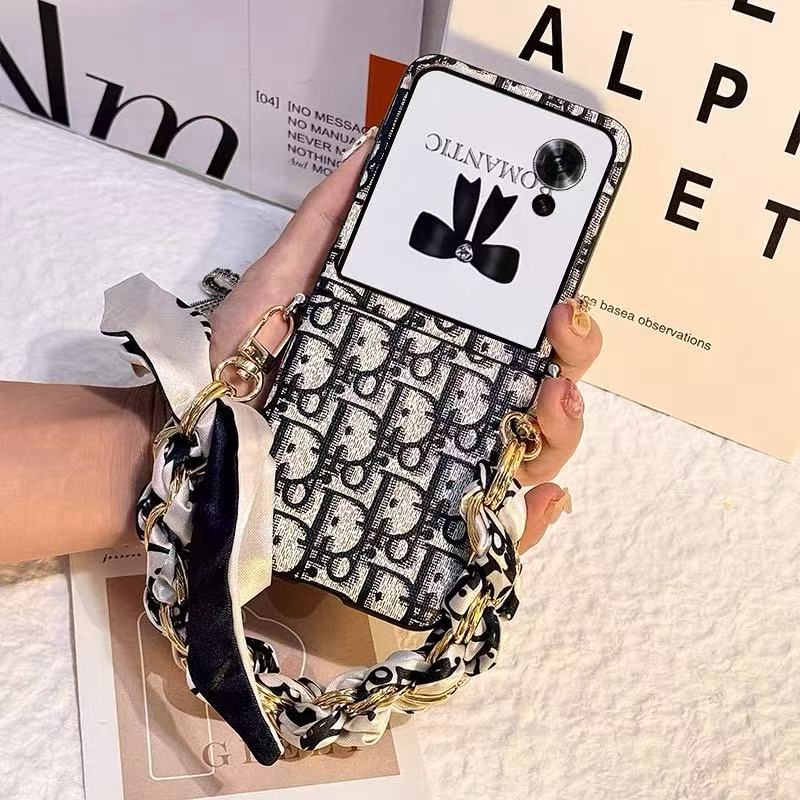 欧美风潮牌适用荣耀magicvflip2华为puraX手机壳pocket2折叠屏小米mixflip2斜跨findN3filp三星zflip7高级感 - 图2