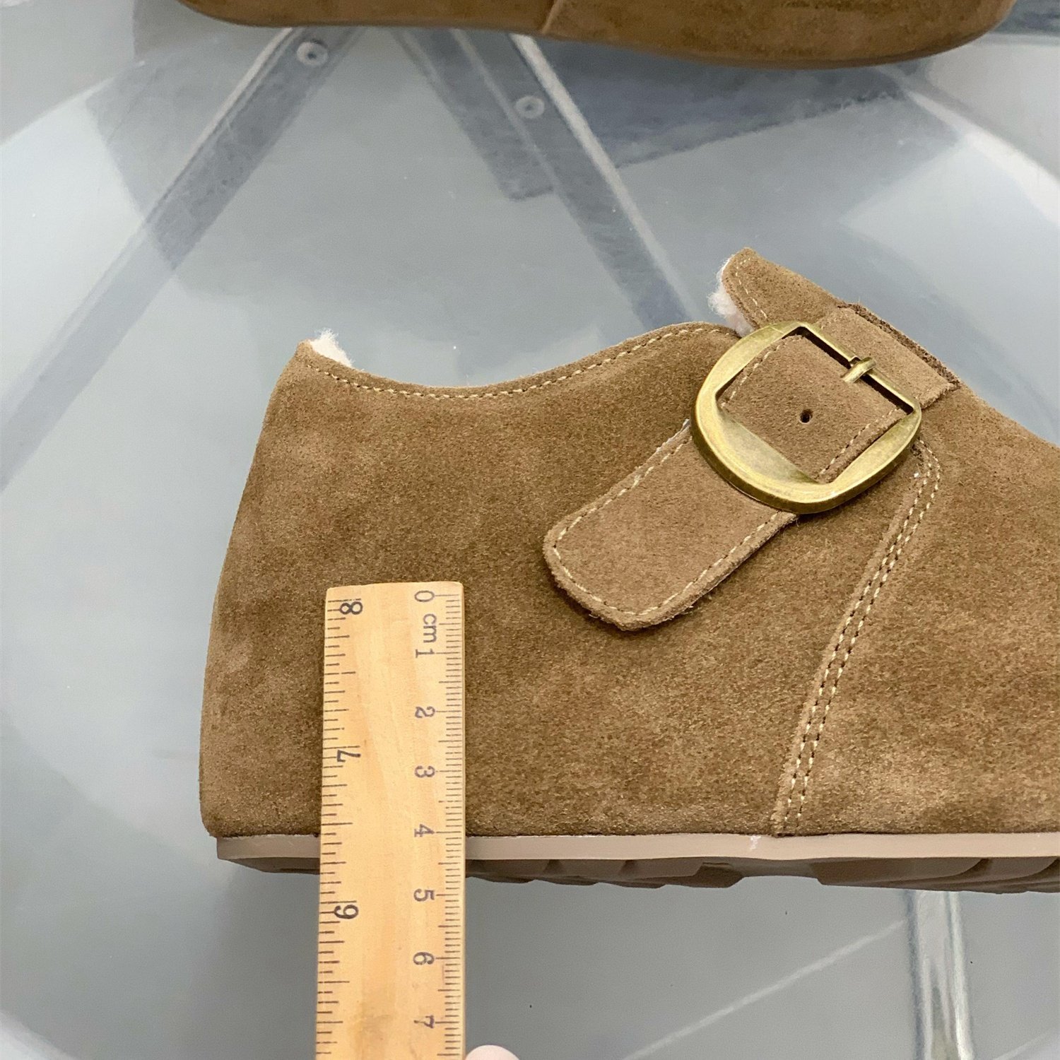 秋冬新款厚底圆头勃肯鞋女2025年加绒一脚蹬复古内增高磨砂休闲鞋,淘宝优惠券,粉丝福利购,淘宝优惠卷