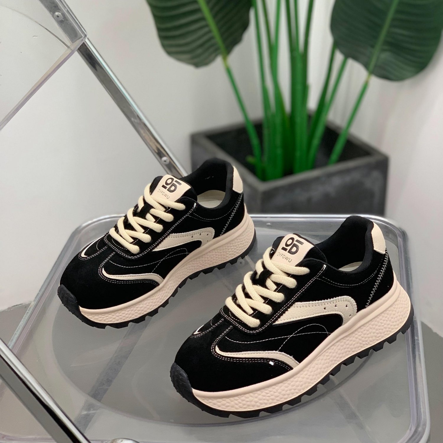 复古真皮老爹鞋女2025年冬季轻便阿甘鞋厚底增高显瘦运动休闲女鞋,淘宝优惠券,粉丝福利购,淘宝优惠卷