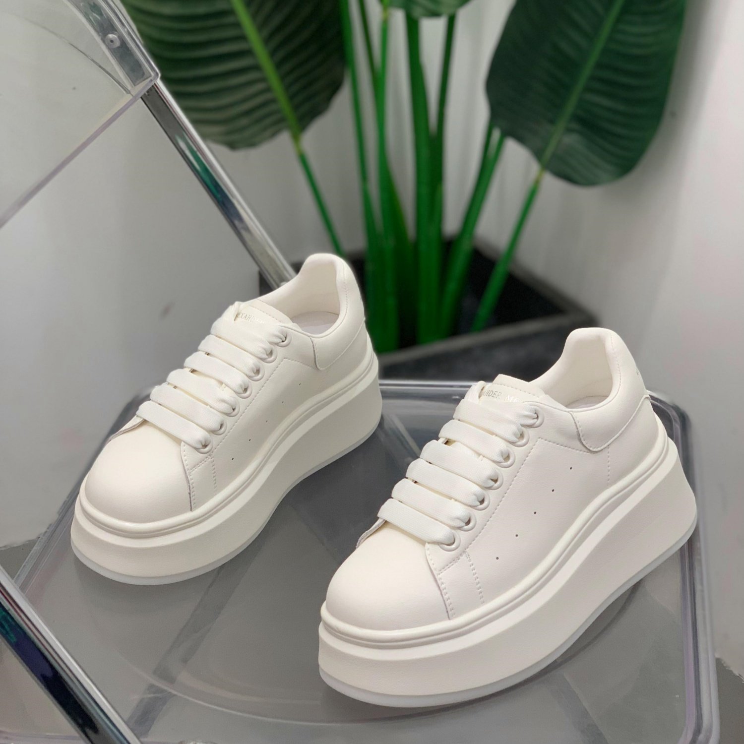 真皮厚底增高小白鞋女2026年春季新款百搭学生休闲鞋百搭显瘦板鞋,淘宝优惠券,粉丝福利购,淘宝优惠卷