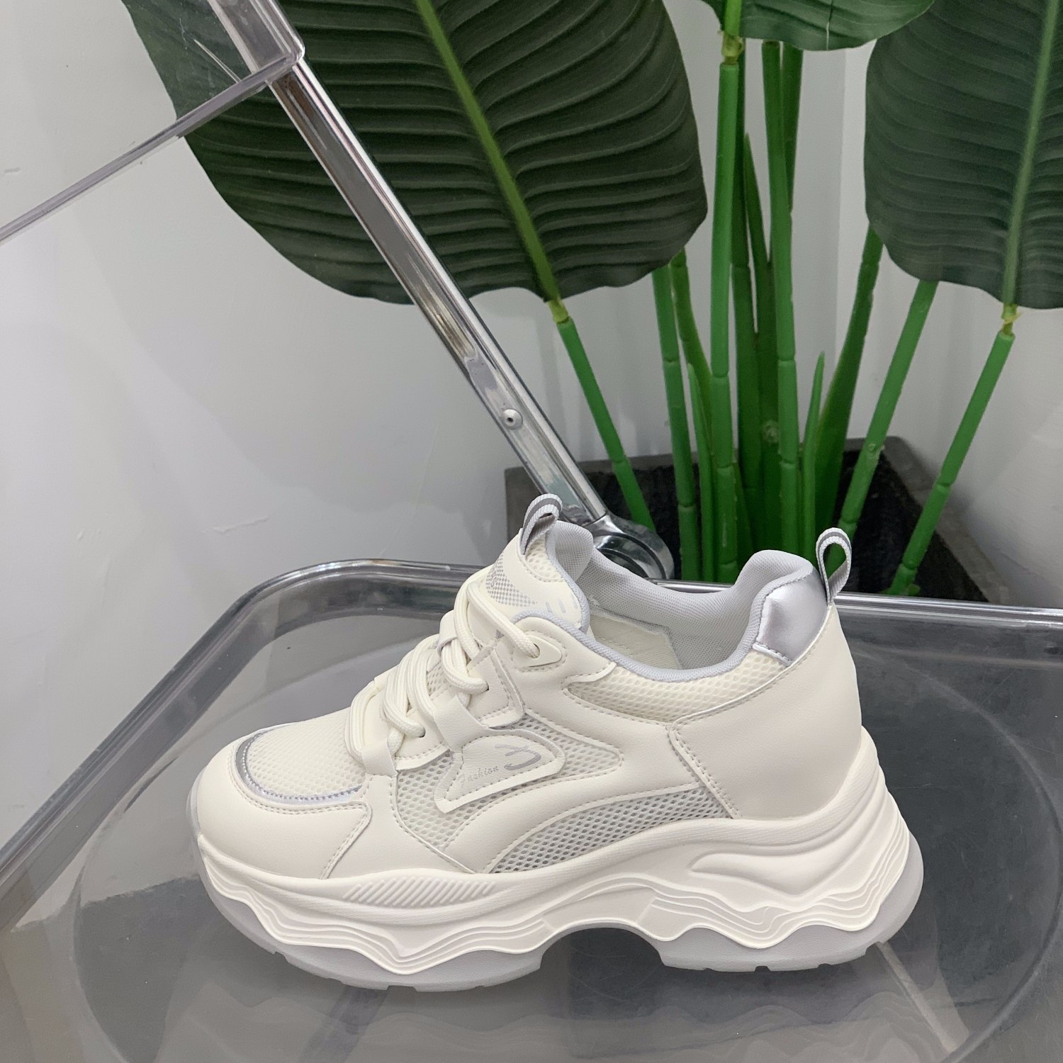 轻便透气网面真皮老爹鞋女2025年春季跑步鞋百搭显瘦运动休闲女鞋,淘宝优惠券,粉丝福利购,淘宝优惠卷