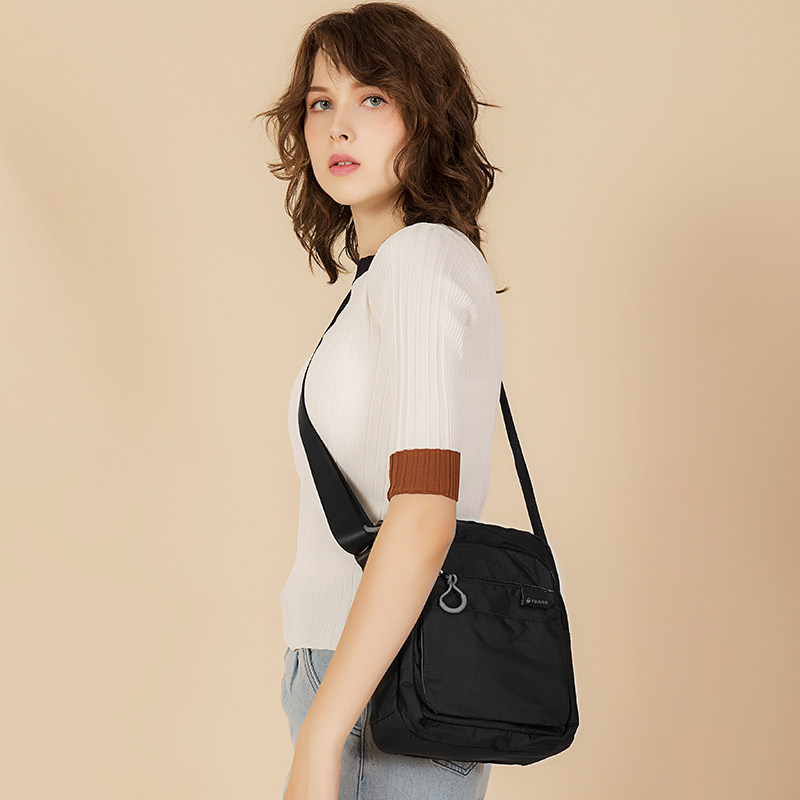 休闲多层牛津布运动中年女士斜挎包 fouvor箱包女士包袋