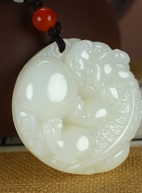 玉器新疆和田玉彩玉貔貅挂件五彩玉石圆形吊坠挂坠民族风饰品情侣