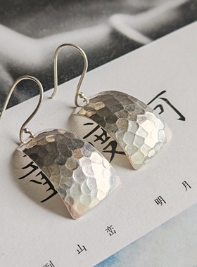北桑925银手工锤纹梯形耳坠