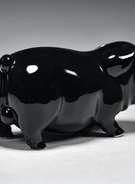黑色陶瓷猪摆件十二生肖动物小猪家居精雕可爱猪装饰吉祥物工艺品