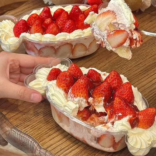 抱抱酱同款圣诞节草莓蛋糕糖果盒包装盒圣诞装饰手提盒子烘焙装扮 - 图2