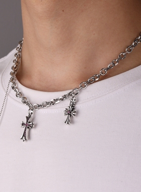 个性复古十字花纹吊坠男小众设计