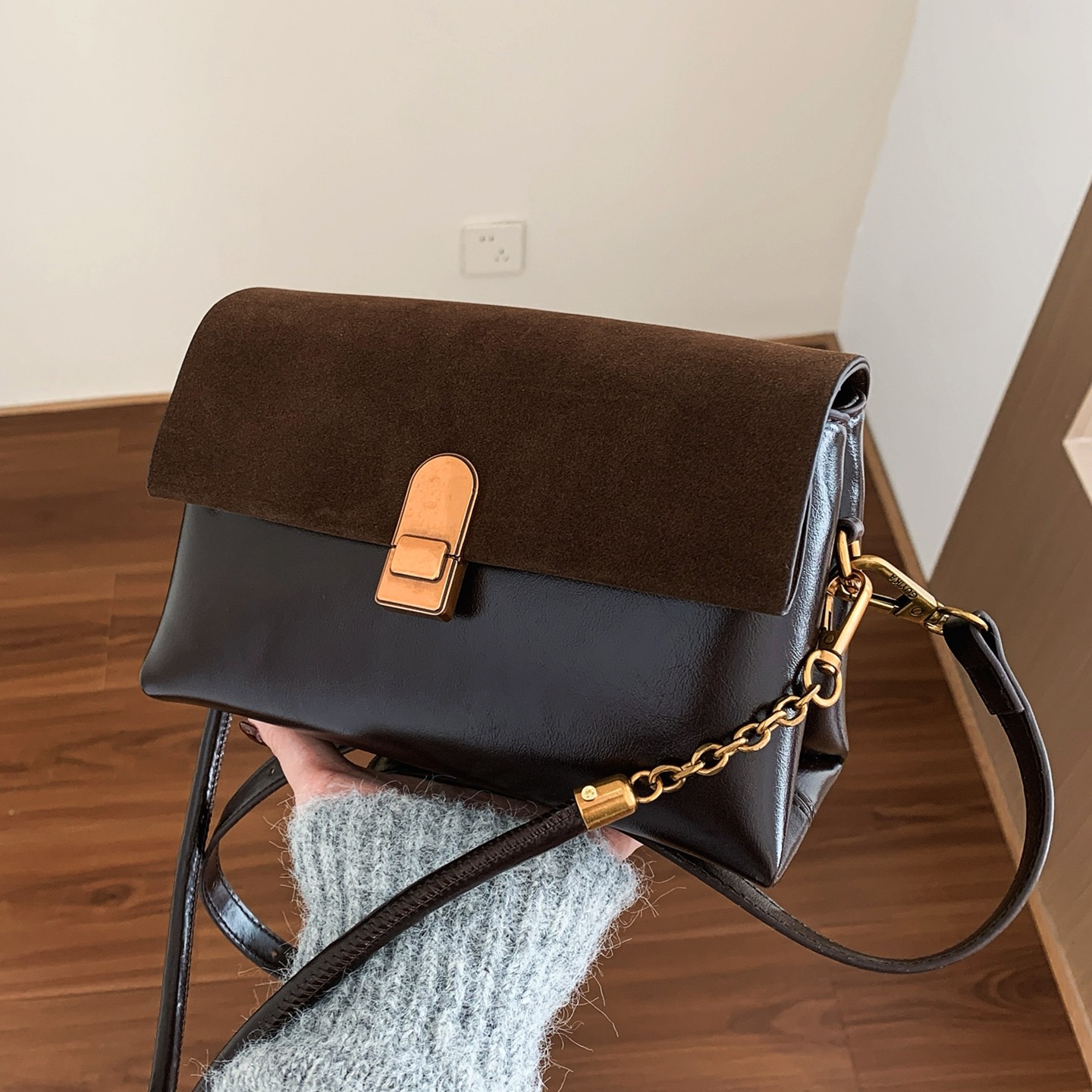 【独立双层+两条肩带】高级感简约小众斜挎包2025新款百搭小包包,淘宝优惠券,粉丝福利购,淘宝优惠卷