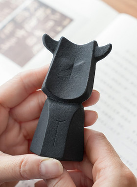 生肖牛进口南部铁器书房摆件