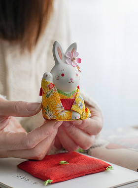 濑户烧药师窑生肖兔摆件