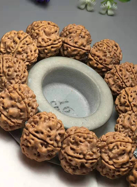 矮桩满肉尼泊尔高密度牛筋手串