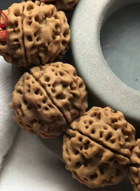 尼泊尔爆肉双龙纹金刚菩提佛珠